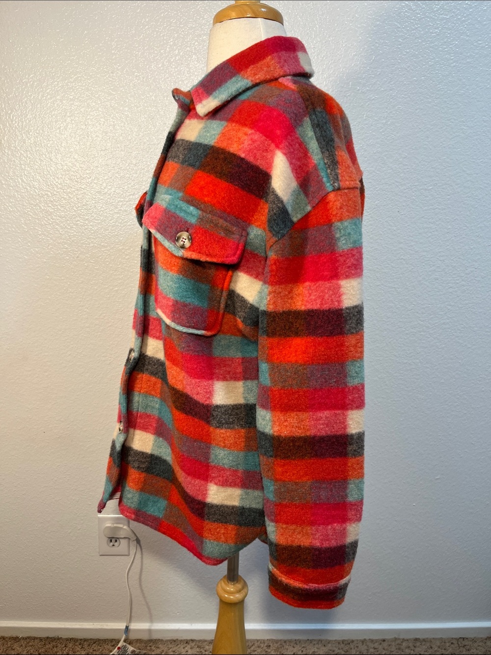 BKE Plaid Knit Fleece Shacket Jacket NWOT Women’s Medium Colorful Plaid - Picture 5 of 10
